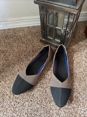 Women’s Two-Tone Black and Brown Knit Ballet Flats